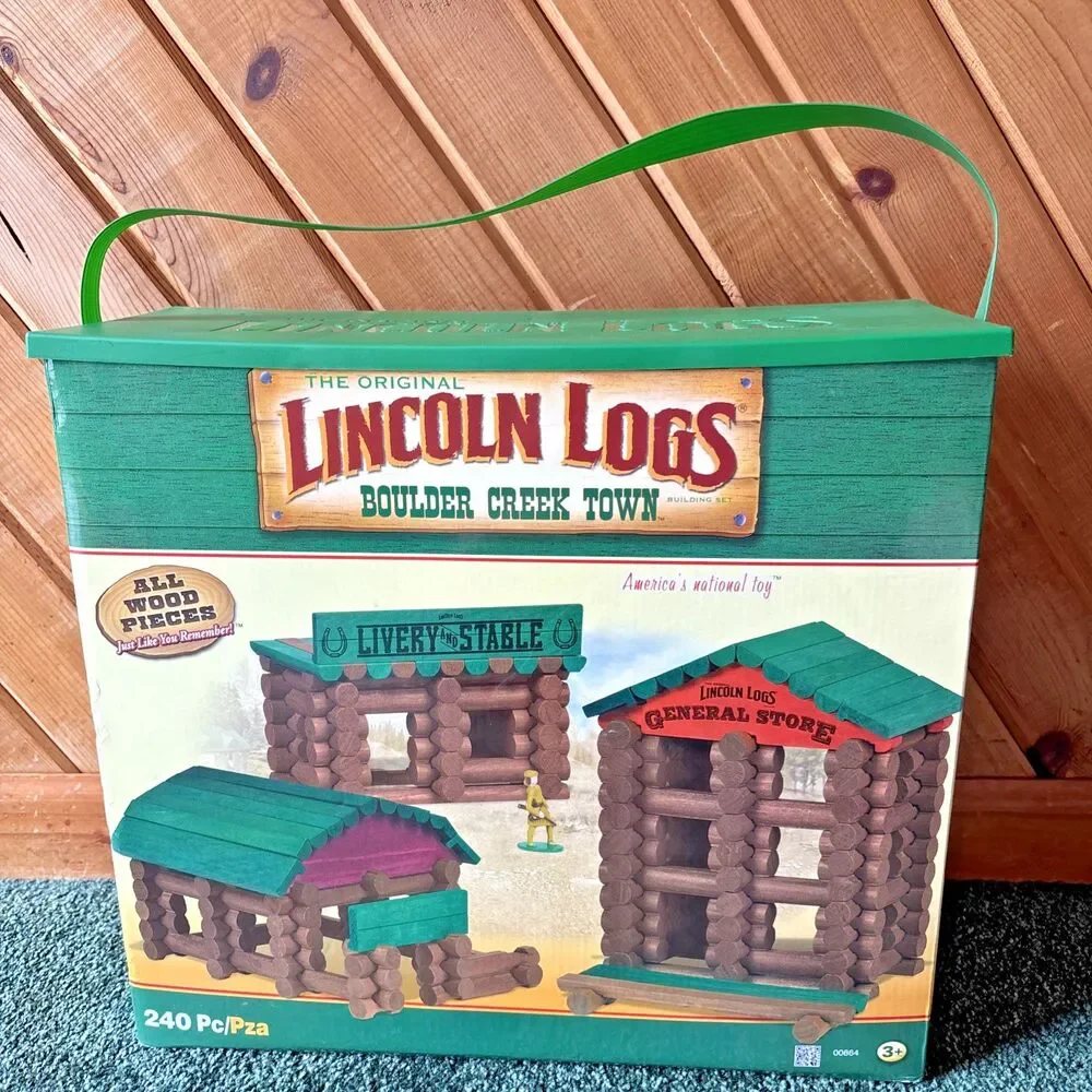 Hasbro The Original Lincoln Logs Boulder Creek Town 238 pc Solid Wood Log Cabin
